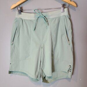 Lululemon License to Train Linerless Short 7" Mens Medium Green Workout